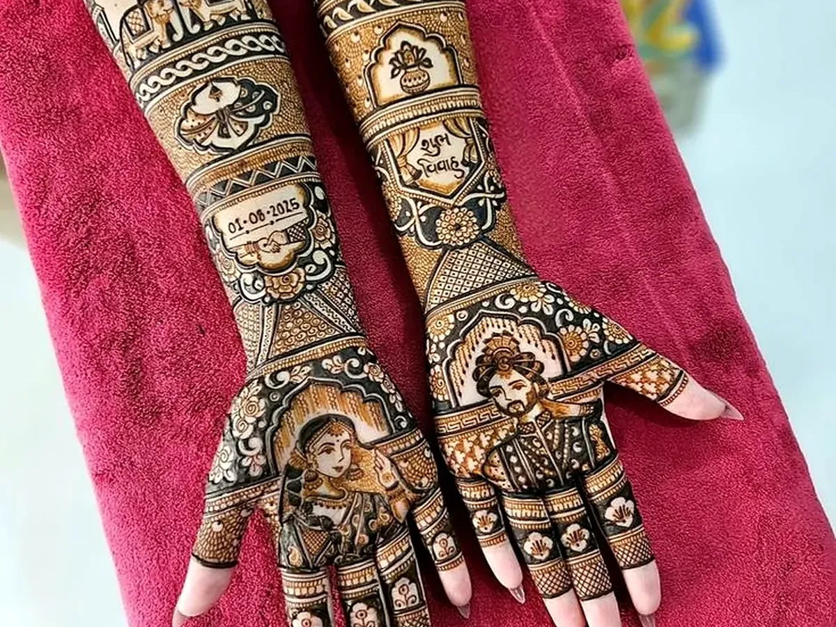 Dark maroon bridal mehndi on both palms a day after application